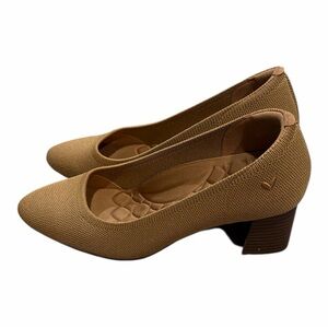 New Vivaia TAMIA Block Heel Tan Pump Round Toe Textile Size 37 US 6.5